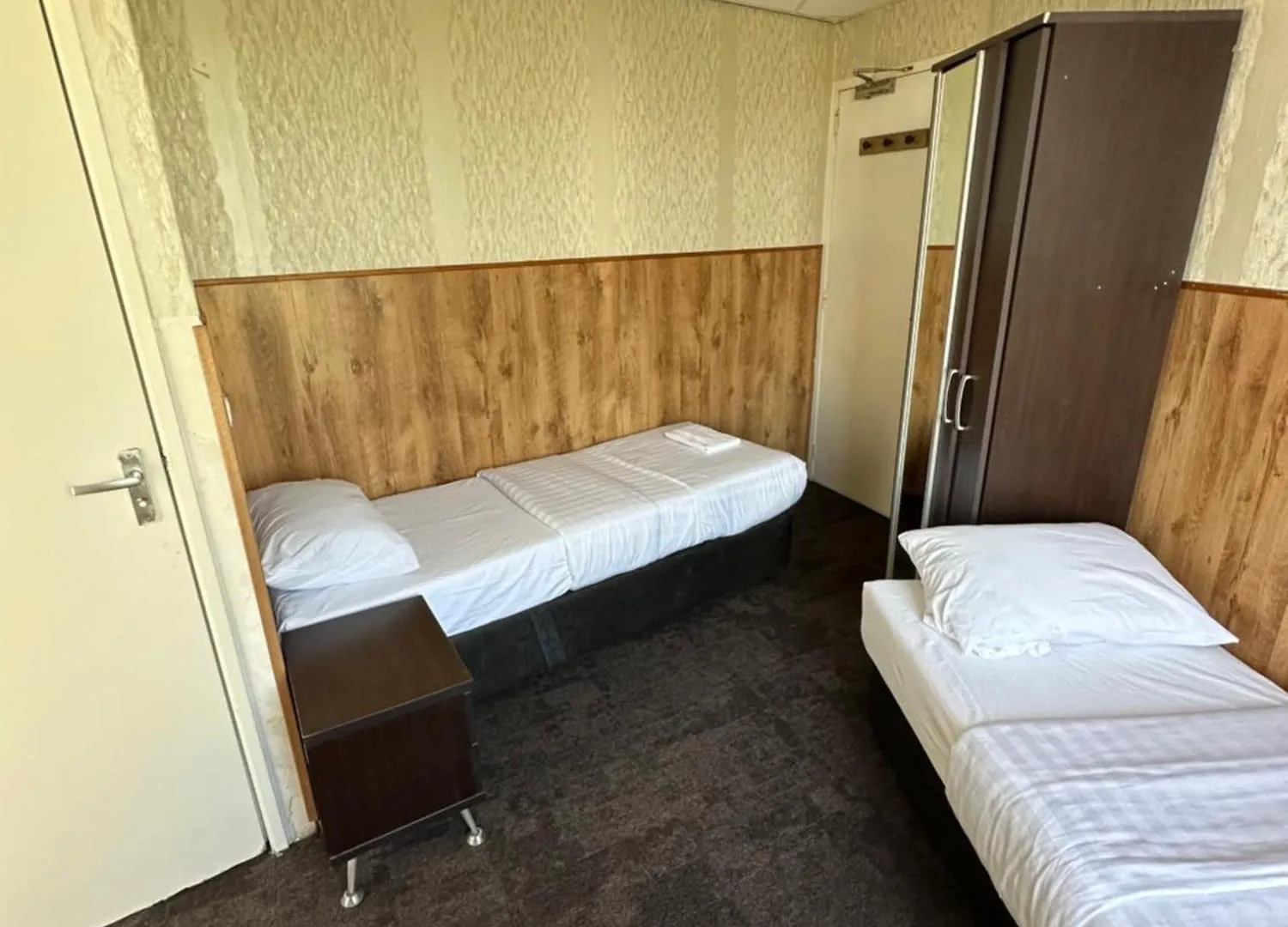 Flex-Inn Rotterdam 2*,
